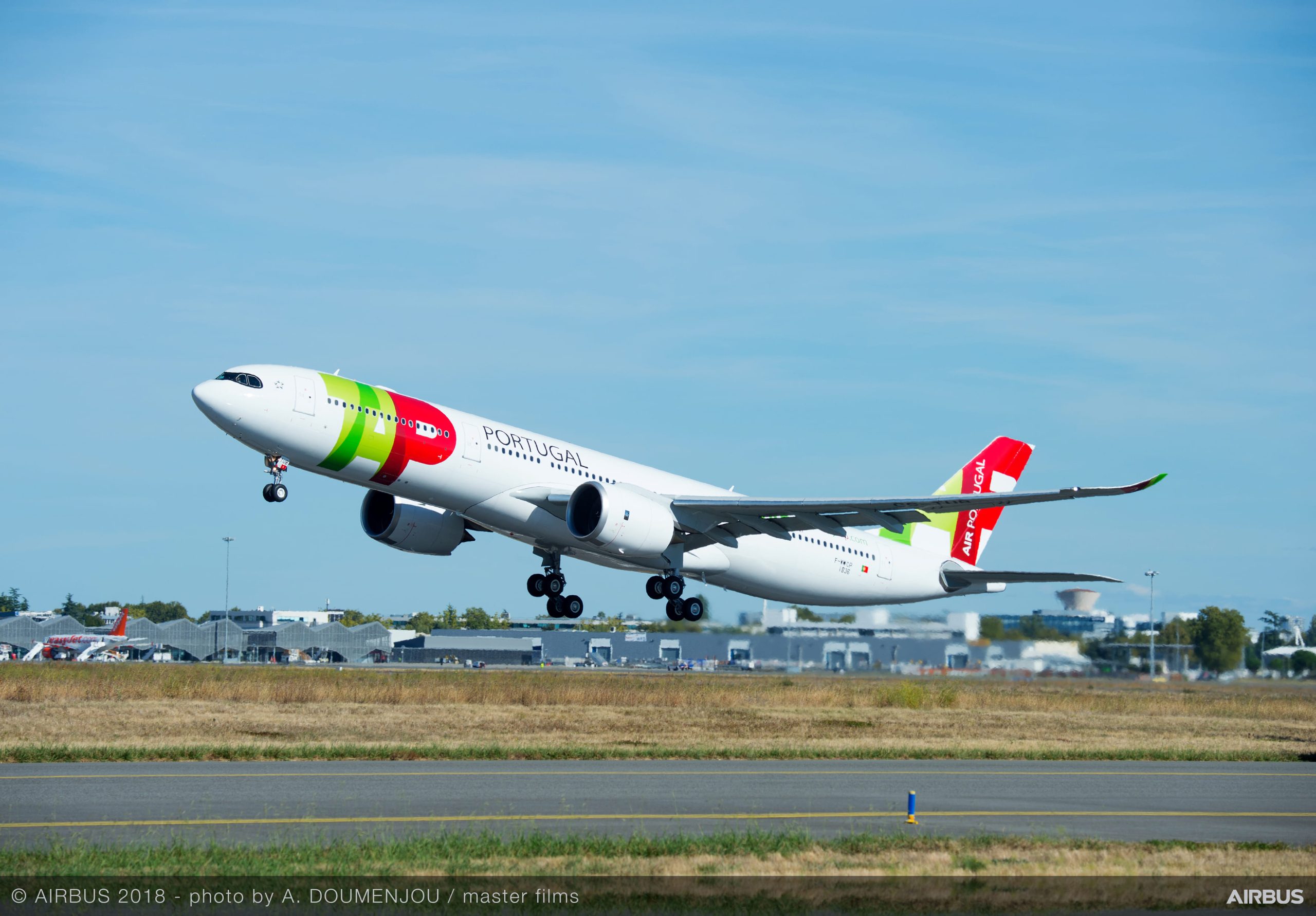 RNP AR approval for TAP Air Portugal with NAVBLUE