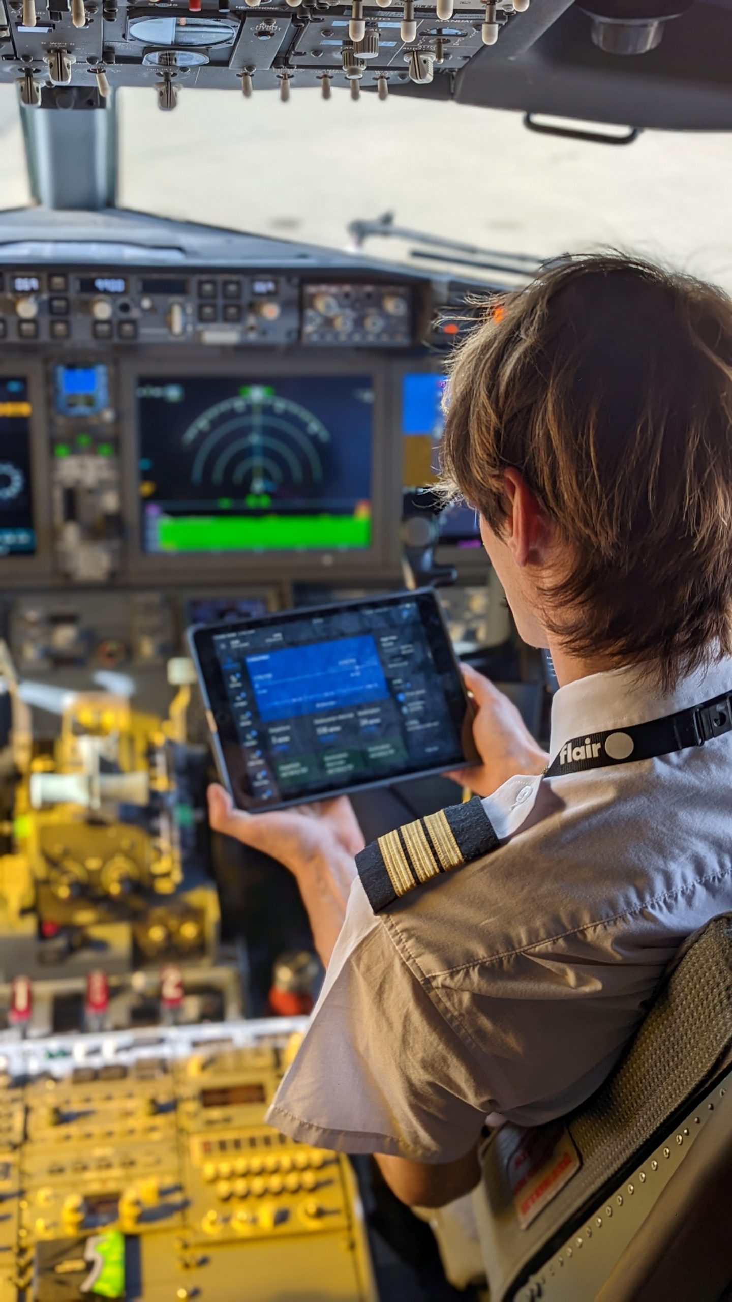 Flair Airlines selects NAVBLUE for digital and optimized flight operations